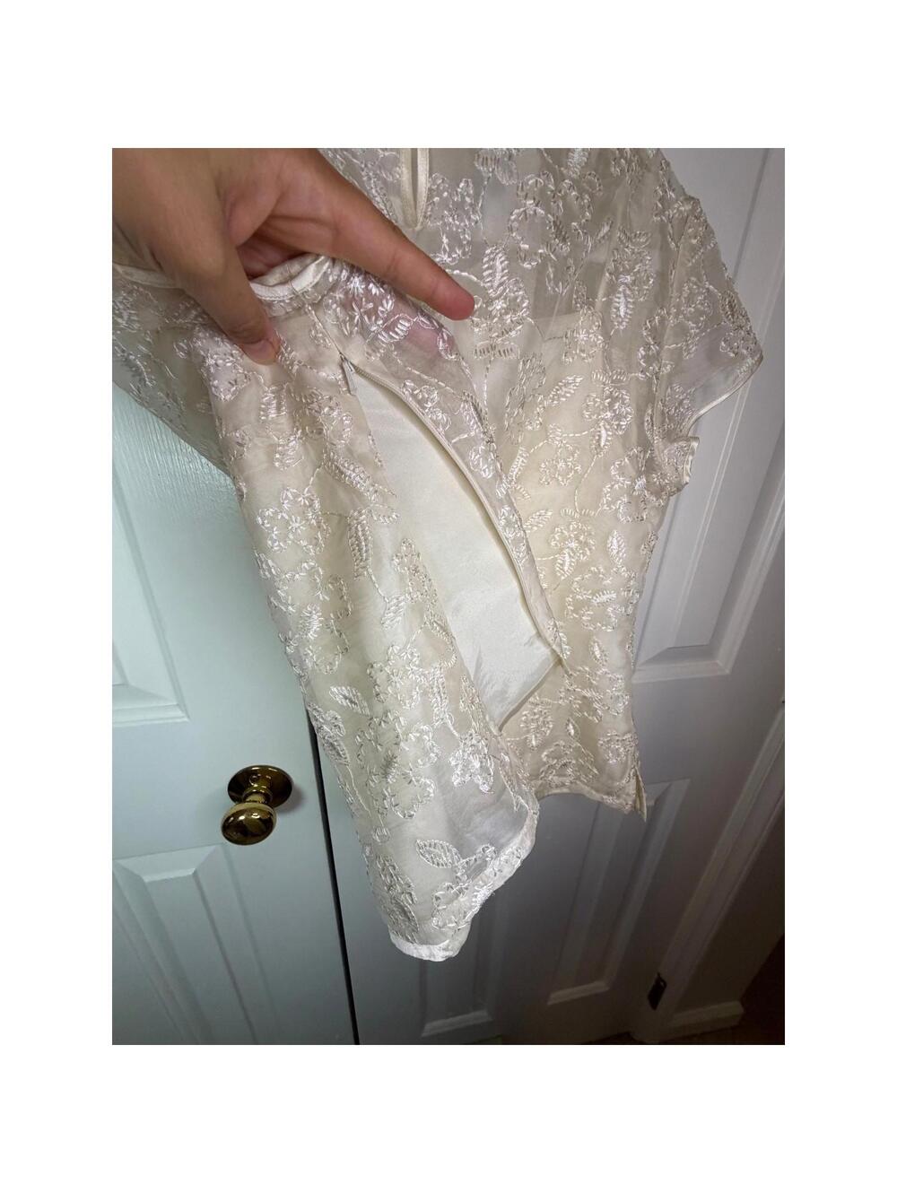 90s VTG 100% Silk Embroidered Lace Top Cream Ivory Sheer Overlay Blouse - Picture 7 of 7